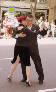 Street tango
