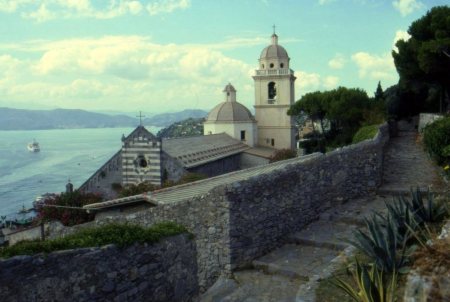 Footpaths connect the five villages of Italy's Cinque Terre