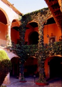 Main house courtyard, Museo Ex-Hacienda San Gabriel Barrera, Guanajuato, Mexico