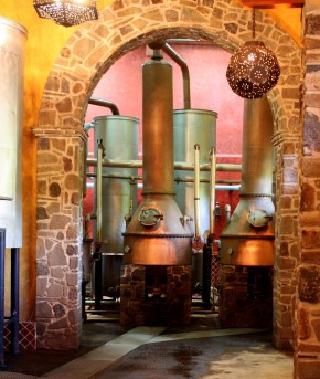 Distillation vats
