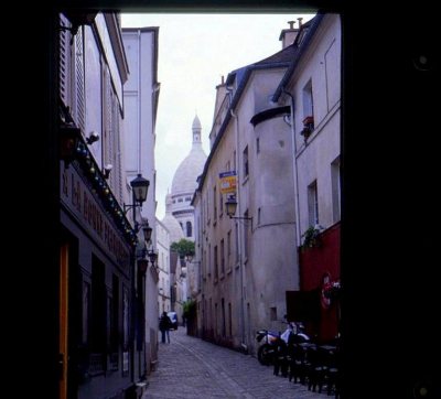 Montmartre musings 005 street scene