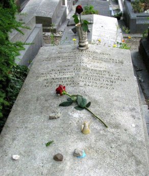 Grave of Amedeo Modigliani, Père Lachaise cemetery