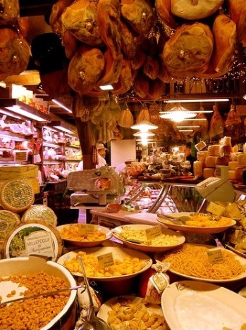 Inside a neighborhood grocery, Cologna, Italy.
