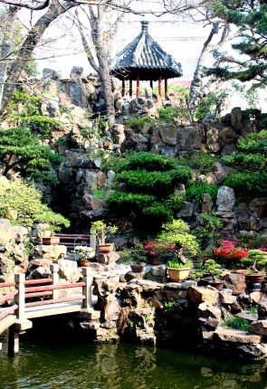 An example of a carefully composed tableau.